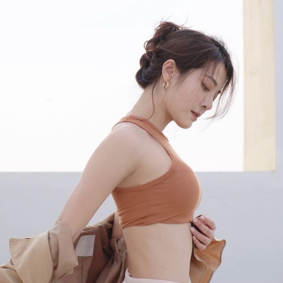 点击app后,手机号轰炸平台我们会看到一个页面,短信连环呼叫软件其中包含了app的详细信息、评分、评论等。在页面下方,在线短信压力测试我们可以看到一个“获取”或“安装”按钮,短信压测网站点击它即可开始下载app。